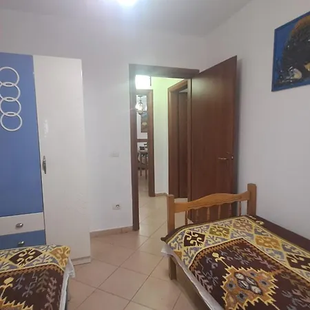 Retreat アパート